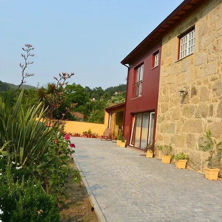 Casa De Campo Do Telhado